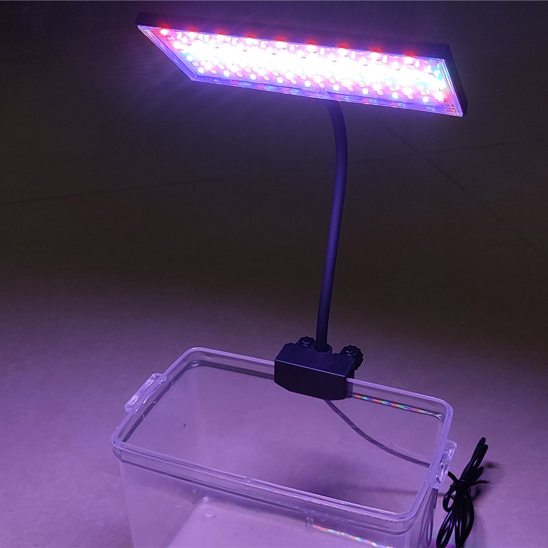 Aquarium Plant Ornament - Lampu Akuarium 3 Warna yang Dapat